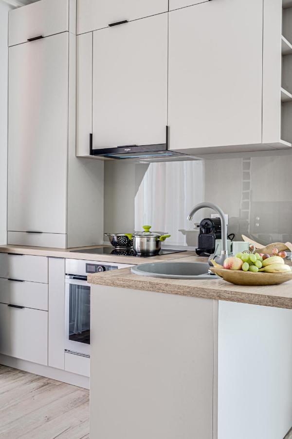 Apartment Ari Pink & Turquoise - Afi Mall High-end Arad